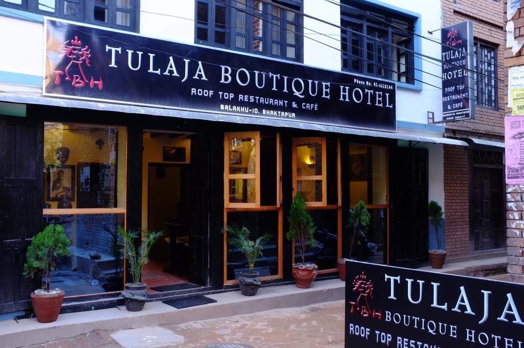 Tulaja Boutique Hotel Bhatgoan Kültér fotó